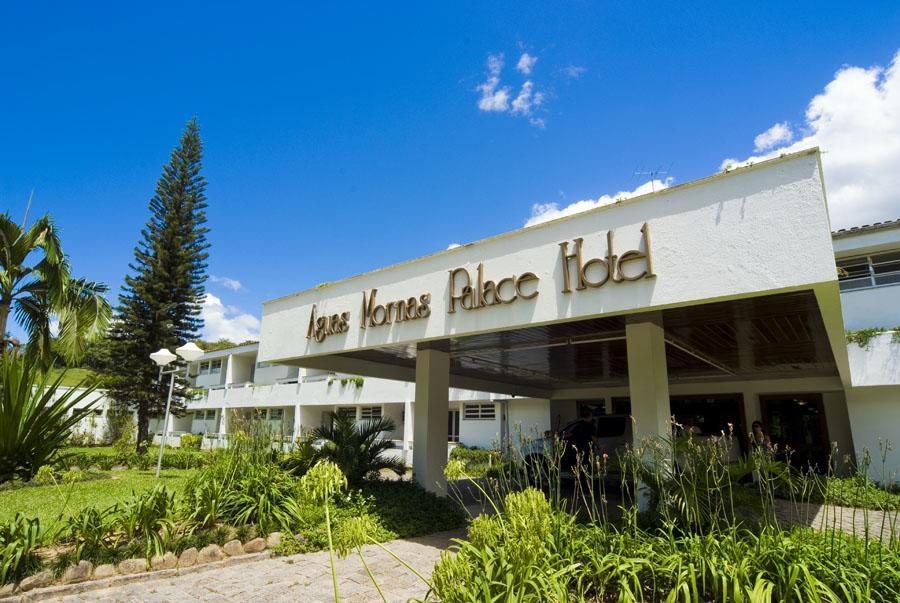 Aguas Mornas Palace Hotel ซานโตอามาโร ดา อิมเปราตริซ ภายนอก รูปภาพ
